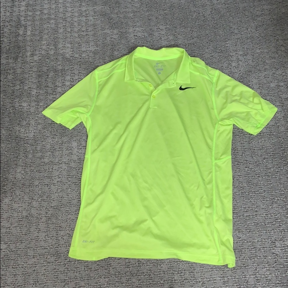Nike Dri-Fit size large polo
